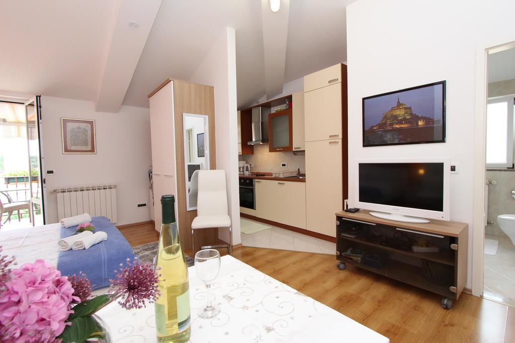 Apartments Tanja Rovinj Room photo